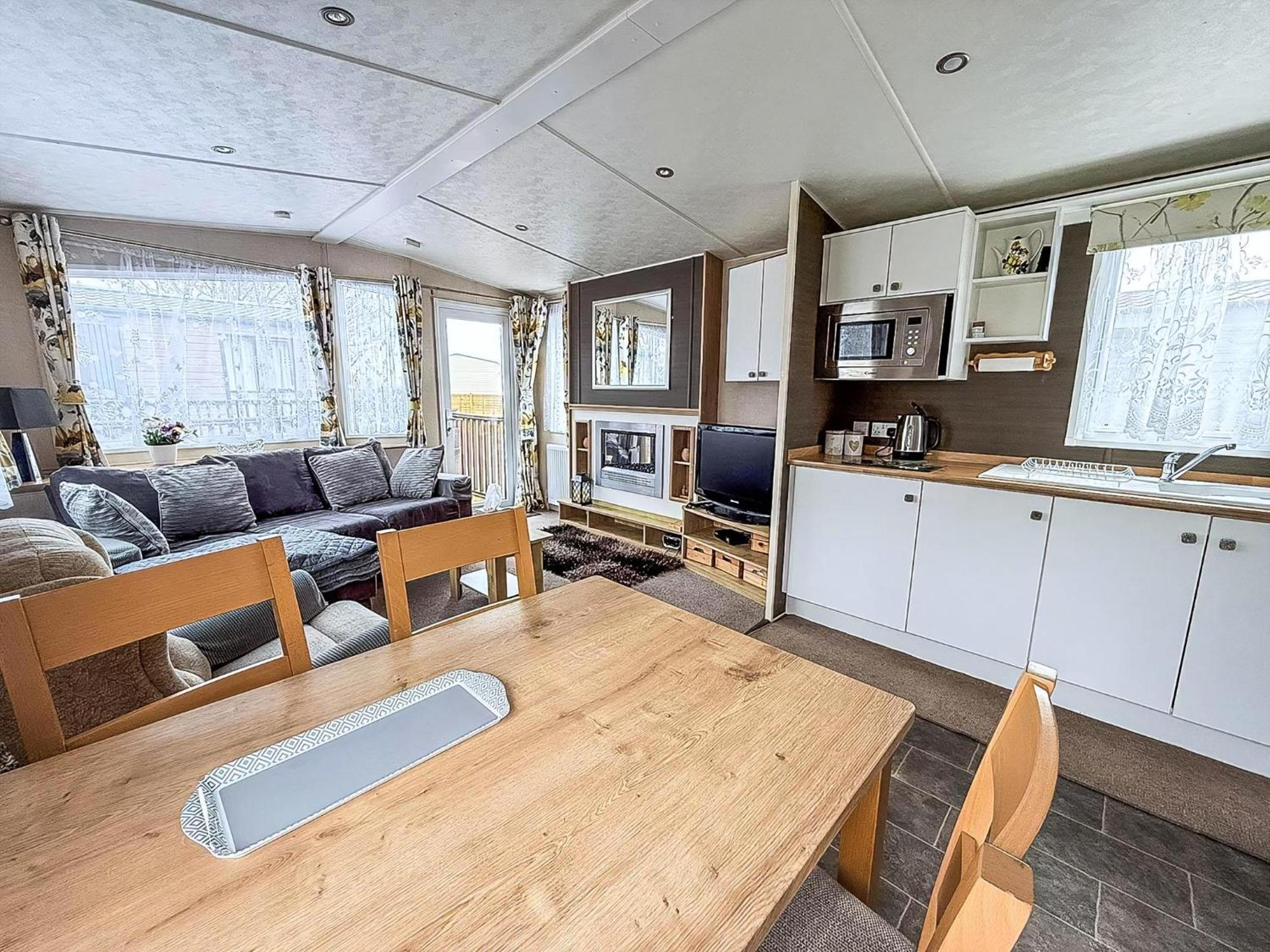 Brilliant Caravan With A Partial Sea View In Suffolk Ref 32026Az Лоустофт Екстер'єр фото